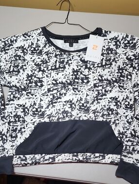 ZELOS Monochrome Abstract Crewneck Pullover